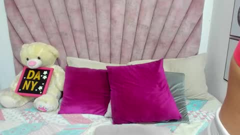 DaniiBelluci  online show from 03-10-26, 04:50