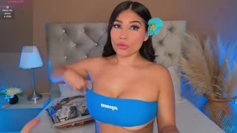 Snapshot of daniileon_ chatting on 05-28-26, 10:29 Dani Leon online show from 05-28-26, 10:29