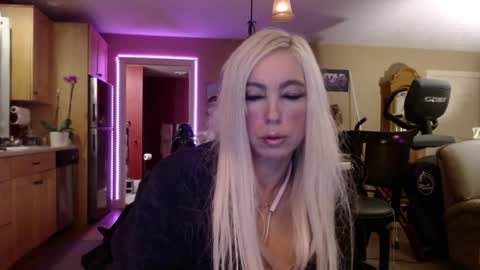 DanikaWhite69 online show from 12-26-24, 07:45