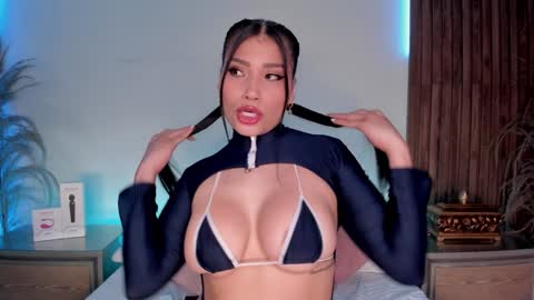 Dani Leon  online show from 01-21-25, 08:32