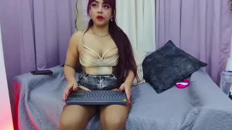 daninianderson online show from 10-23-25, 04:12