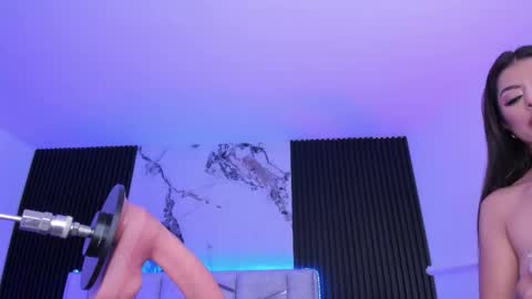 Dani Phonenix online show from 01-16-26, 07:51