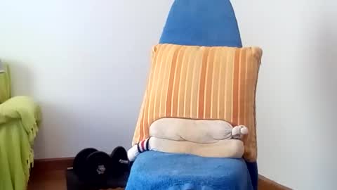 daniroca8 online show from 11-26-25, 03:13