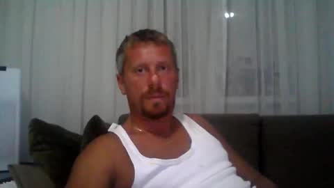 Snapshot of danisami12345 chatting on 09-10-25, 09:04 daniel online show from 09-10-25, 09:04