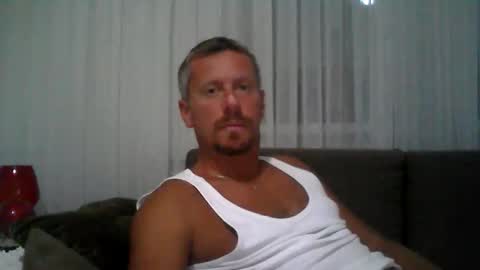 Snapshot of danisami12345 chatting on 09-29-25, 08:46 daniel online show from 09-29-25, 08:46