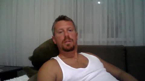 Snapshot of danisami12345 chatting on 10-26-25, 03:01 daniel online show from 10-26-25, 03:01