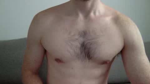 Snapshot of danishguysdicks chatting on 03-05-25, 08:21 Buzzy online show from 03-05-25, 08:21