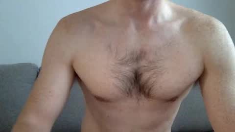 Snapshot of danishguysdicks chatting on 09-26-25, 06:28 Buzzy online show from 09-26-25, 06:28