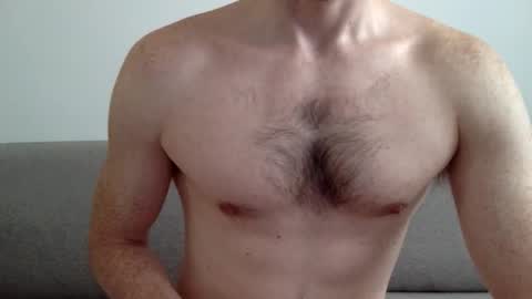 Snapshot of danishguysdicks chatting on 09-30-25, 06:29 Buzzy online show from 09-30-25, 06:29