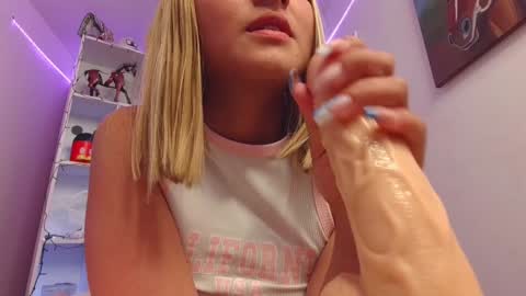 Pau online show from 01-18-25, 07:28