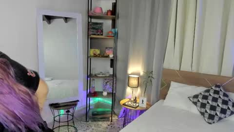 Dannacastle online show from 01-11-26, 05:23