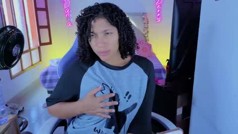 Snapshot of danna_berry chatting on 05-22-26, 05:29 DannaBerry online show from 05-22-26, 05:29