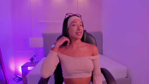 danna_palmeth online show from 10-07-25, 07:11