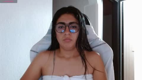 Snapshot of danna_peterson chatting on 01-27-25, 08:07 Danna online show from 01-27-25, 08:07