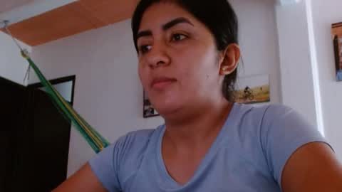 Snapshot of danna_peterson chatting on 02-12-25, 09:01 Danna online show from 02-12-25, 09:01