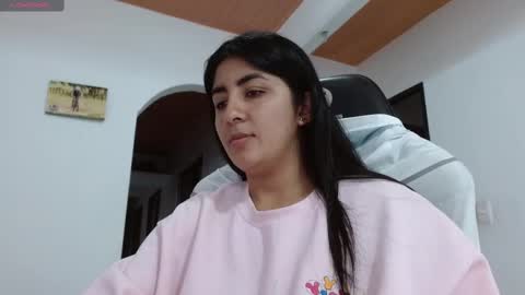 Snapshot of danna_peterson chatting on 03-07-25, 09:06 Danna online show from 03-07-25, 09:06