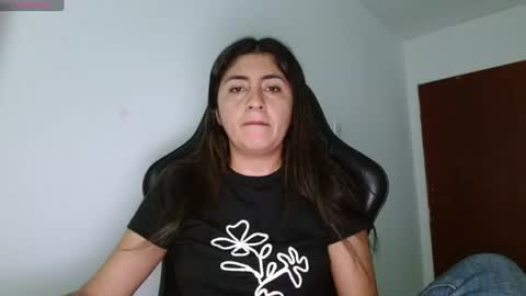 Danna online show from 06-21-26, 08:33