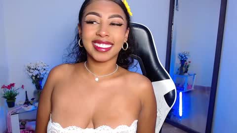 Snapshot of danna_schmidt23 chatting on 02-01-25, 07:57 Danna online show from 02-01-25, 07:57