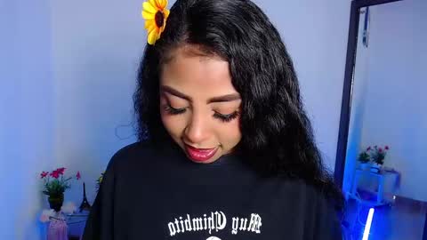 Snapshot of danna_schmidt23 chatting on 02-15-25, 08:11 Danna online show from 02-15-25, 08:11