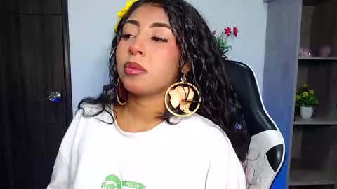 Snapshot of danna_schmidt23 chatting on 10-01-25, 09:59 Danna online show from 10-01-25, 09:59