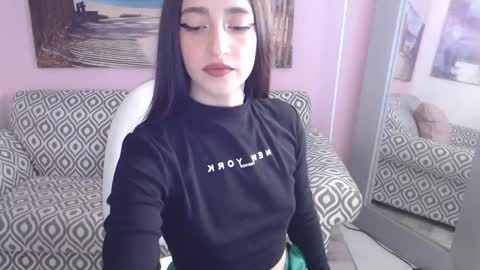 danna_wagner online show from 12-22-25, 01:30