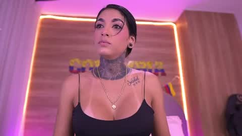 Danna Berlin  online show from 06-30-26, 07:15