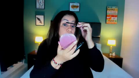 Snapshot of dannaboobsx chatting on 11-03-25, 12:35 Hilary online show from 11-03-25, 12:35