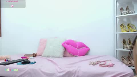 Snapshot of dannacatalina chatting on 10-06-25, 02:36 dannacatalina online show from 10-06-25, 02:36