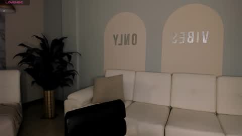 Danna Cruz  online show from 09-14-25, 10:47