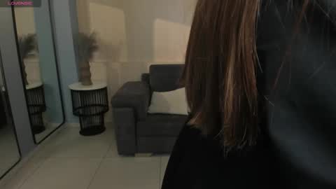 Danna Cruz  online show from 01-13-26, 07:19