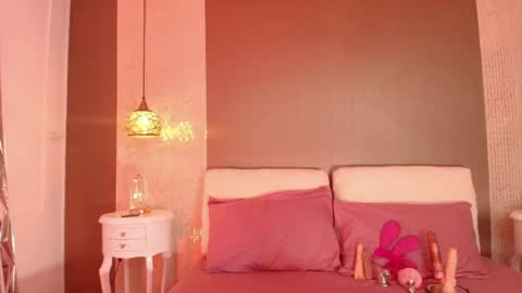 Snapshot of dannadoll69 chatting on 05-13-26, 12:02 Dannamunoz130 online show from 05-13-26, 12:02