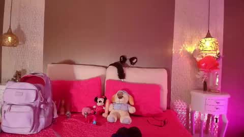 Snapshot of dannadoll69 chatting on 06-04-26, 11:49 Dannamunoz130 online show from 06-04-26, 11:49