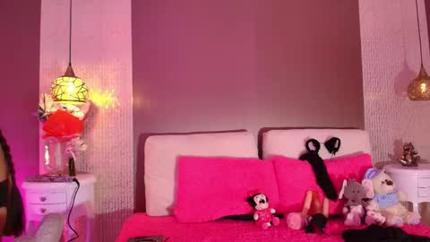Snapshot of dannadoll69 chatting on 06-05-26, 11:49 Dannamunoz130 online show from 06-05-26, 11:49