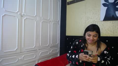 Snapshot of dannagarza chatting on 01-18-25, 10:49 Danna Garza online show from 01-18-25, 10:49