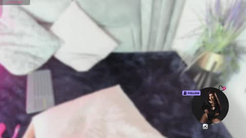 Danna online show from 04-20-26, 07:59