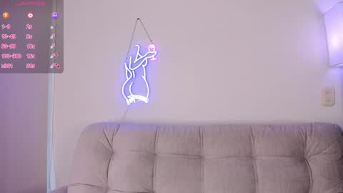 Snapshot of dannate1 chatting on 12-17-24, 10:11 danna online show from 12-17-24, 10:11