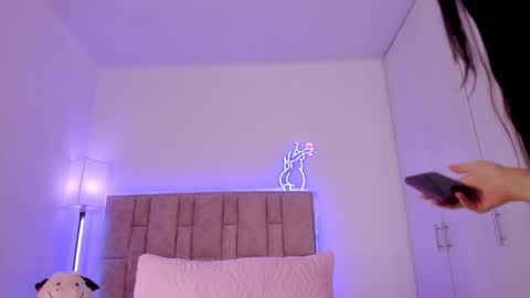 Snapshot of dannate1 chatting on 02-16-25, 12:41 danna online show from 02-16-25, 12:41