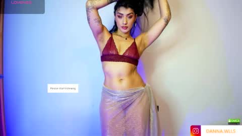 Danna Wells online show from 03-27-26, 11:04