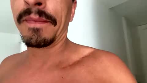 Snapshot of dannnnyyy89 chatting on 09-20-25, 06:25 Dany online show from 09-20-25, 06:25