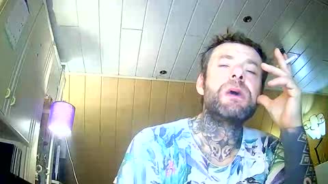 Snapshot of dannotdon chatting on 03-20-26, 06:13 DannotDon online show from 03-20-26, 06:13