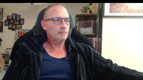 Snapshot of dannozdirekt chatting on 05-22-26, 01:46 dannozdirekt online show from 05-22-26, 01:46