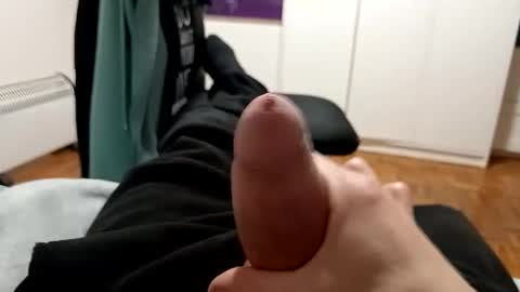 Snapshot of danny66bw chatting on 02-14-25, 10:04 Dani online show from 02-14-25, 10:04