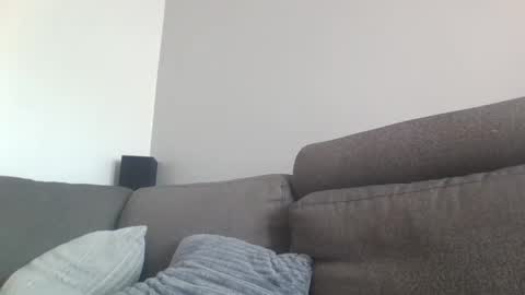 Snapshot of danny81boy chatting on 03-06-25, 12:52 danny81boy online show from 03-06-25, 12:52