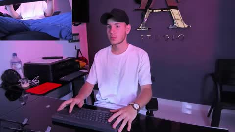 danny_and_lara online show from 09-21-25, 04:41