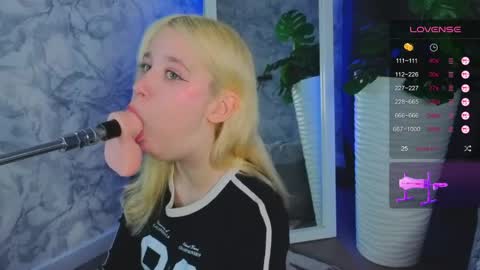 Julia online show from 04-23-26, 10:14