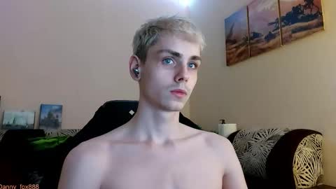 Daniel online show from 10-27-25, 04:44