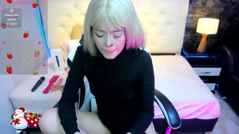 Snapshot of dannyblersack chatting on 11-15-25, 12:19 dannyblersack online show from 11-15-25, 12:19