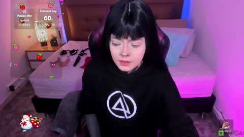 Snapshot of dannyblersack chatting on 11-24-25, 09:25 dannyblersack online show from 11-24-25, 09:25