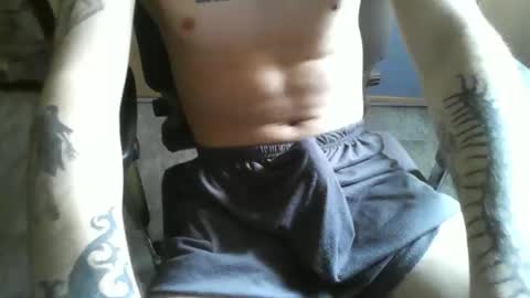 Snapshot of dannylbnz chatting on 09-11-25, 03:01 Danny L. online show from 09-11-25, 03:01