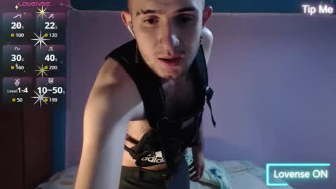 dante_bear online show from 10-18-25, 02:36